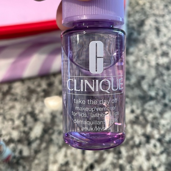 🛍️HOST Pick🛍️Amazing brand new Clinique products 10 piece bundle - Picture 14 of 15